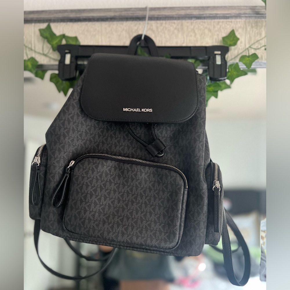 Micheal Kors backpack